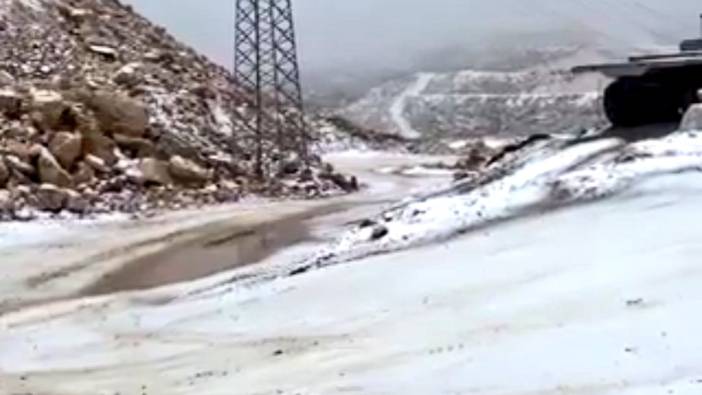 Antalya’nın Elmalı İlçesi Beyaza Büründü