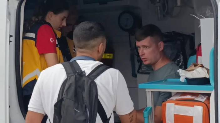 Manavgat'ta Kazada Yaralanan Rus Sürücü Ailesini Bırakmamak İçin Hastaneye Gitmedi