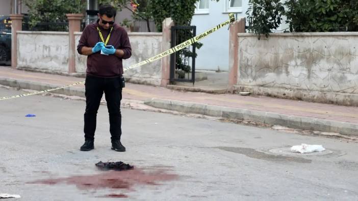 Kepez'de İş İnsanını Pompalıyla Vurdu, Aranıyor
