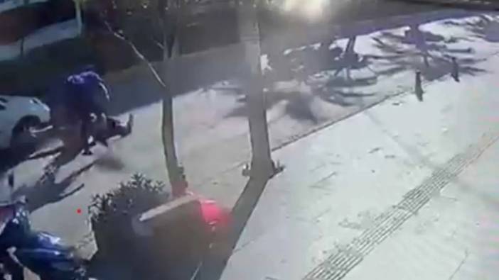 Manavgat’ta Yaya Geçidinde Durmayan Araç Turist Aileye Çarptı!