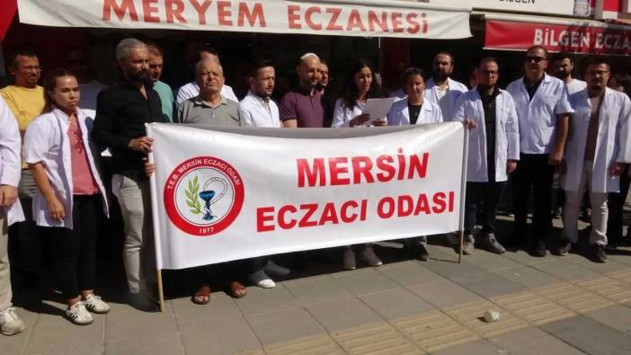 Mersin’de Eczacılar Sopalı Bıçaklı Şiddete Karşı Ayağa Kalktı!