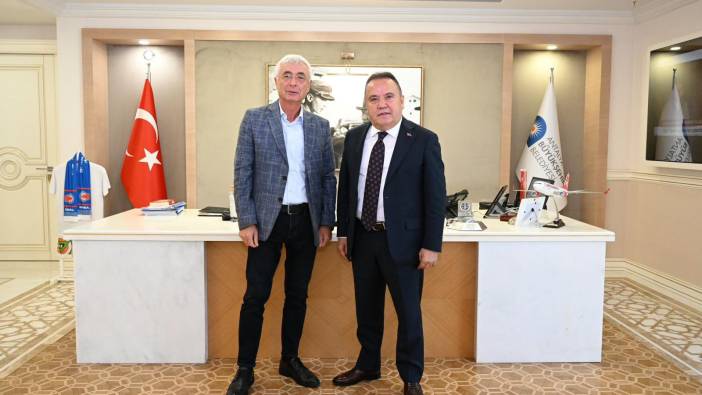 Muhittin Böcek CHP Antalya İl Kongresi Hakkında Ne Dedi?