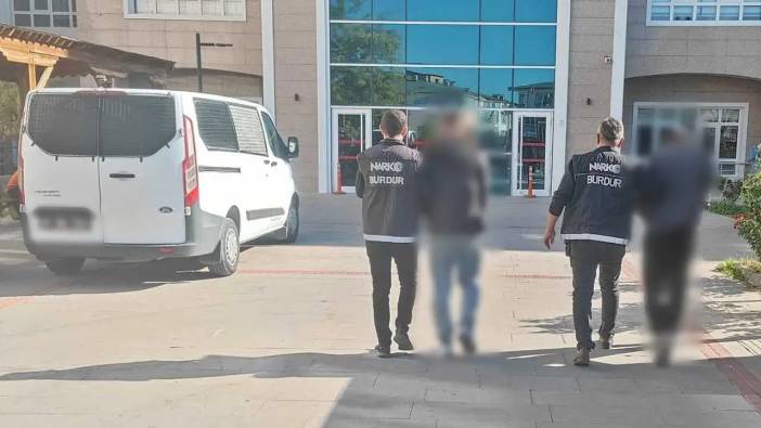 Burdur’da Binlerce Dozla Yakalanan Zehir Tacirleri Tutuklandı!
