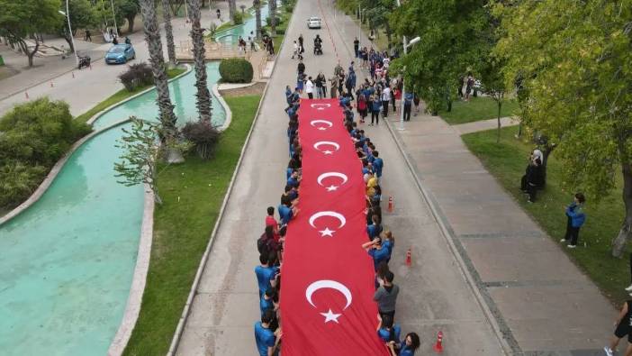 Akdeniz Üniversitesi’nde Cumhuriyet Coşkusu Koşuyla Zirve Yaptı!