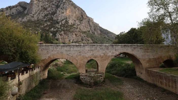Adana’da Roma Mirası Doğayla İç İçe! Ziyaretçileri Büyülüyor