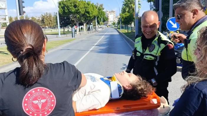 Manavgat'ta Kazada Yaralanan Genç Kızın Trafik Polisine Duygulandıran Sözler!