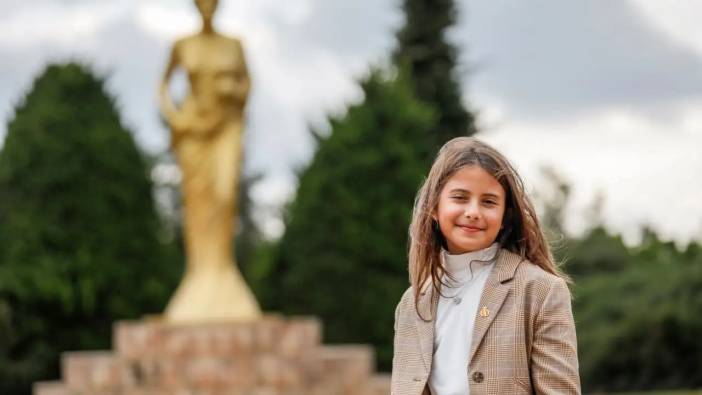 Altın Portakal’da 10 Yaşında Bir Yıldız: Defne Zeynep Enci İlk Filmiyle Parladı
