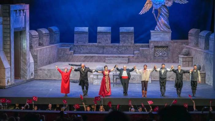 Antalya’dan Opera Selamı: Atatürk’ün Sevdiği Ezgiler Cumhuriyet Ruhuyla Buluştu!
