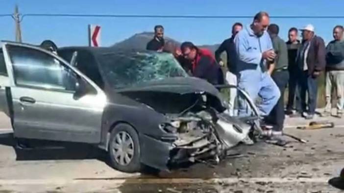 Burdur’da İki Otomobil Kafa Kafaya Birbirine Girdi! 3 Yaralı