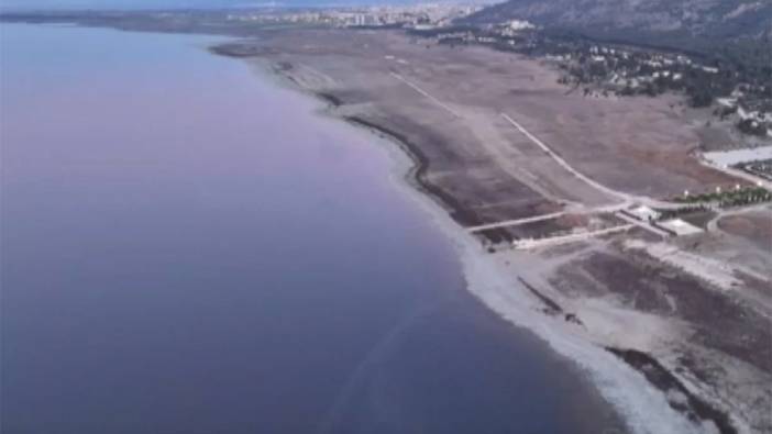 50 Yılda Yarısını Kaybetti! Burdur Gölü’nün Yarısı Yok Oldu!