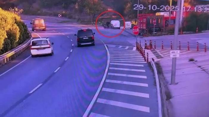 Manavgat’ta Zincirleme Kazaya Dönüşen O Anlar Kamerada!