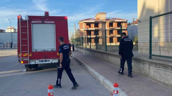 Serik’te Okulda Yangın Alarmı Panik Yarattı: Gerçek Bambaşka Çıktı!