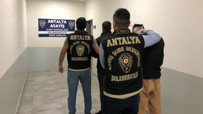 Antalya’da Kasklı Sahte Polis Yakalandı: 750 Bin TL’lik Tuzak Bozuldu