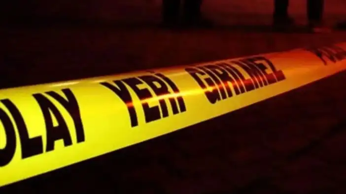 Antalya’da Anne Dehşeti: Oğlunu Bıçakladı, Kendini Ateşe Verip 6. Kattan Atladı