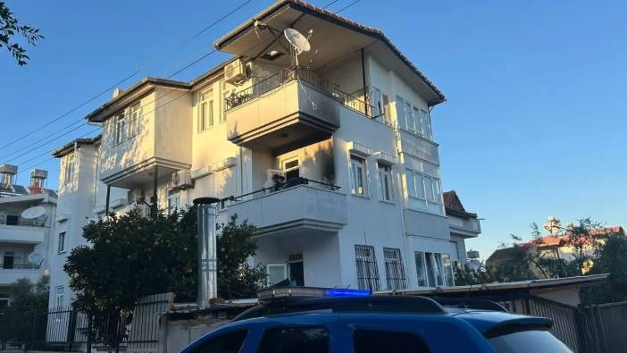 Manavgat’ta Mangal Balkonu Yakınca Ev Sahibi Kapıyı Kırdı!