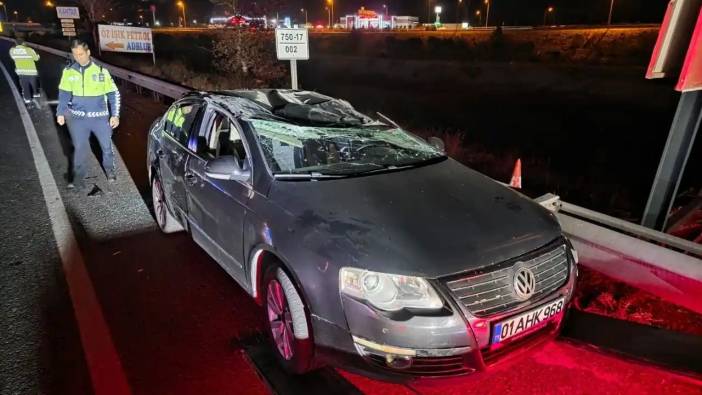 Adana’da Tırla Çarpışan Otomobil Karşı Şeride Savruldu!