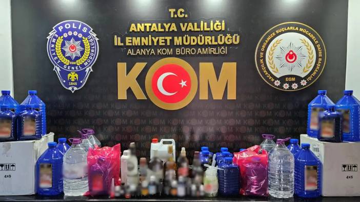 Antalya’da 4 İlçede Kaçakçılık Operasyonu! Çok Sayıda Kaçak Ürün Ele Geçirildi