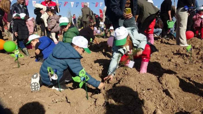 Burdur Milli Ağaçlandırma Günü’nde Yeşile Büründü
