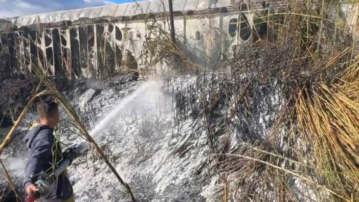 Mersin Bozyazı’da Sabah Kabusu! Alevler Bir Anda Seralara Dayandı