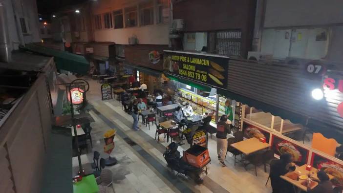 Antalya'da Bir Lahmacunla Doyuran Öğrenci Dostu Kebapçı
