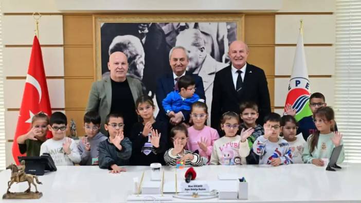 Kepez’de Görme Sorunu Yaşayan Çocuklara Gözlük Sürprizi