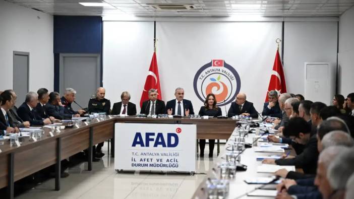 Antalya'da Sokak Hayvanları İçin Kritik Toplantı!