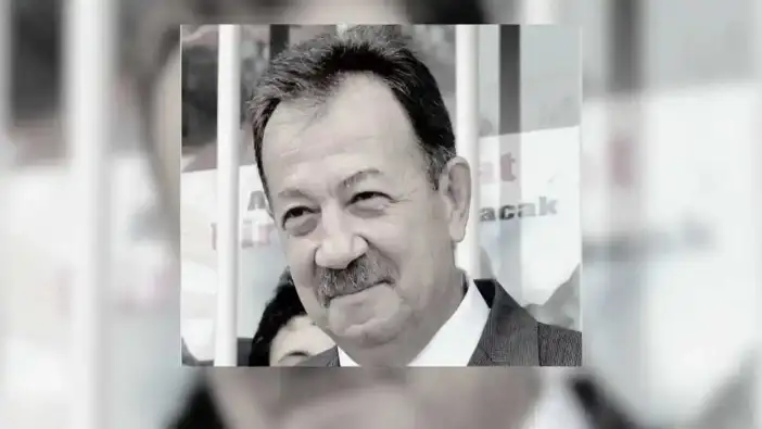 CHP Antalya'nın Efsane Başkanı Özer Ahmet Ülken Hayatını Kaybetti