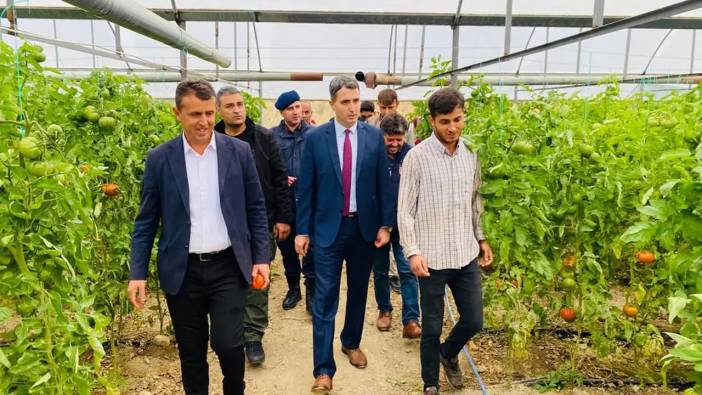 Bucak Kaymakamı Çamlık'ta Sera Üreticileriyle Buluştu
