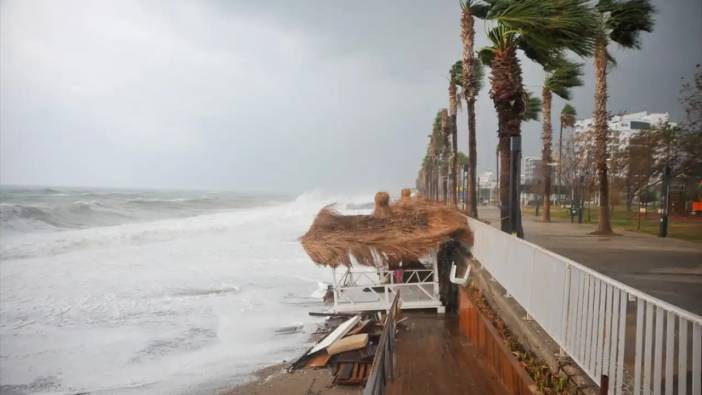 Meteoroloji'den Hafta Sonu Antalya İçin Kritik Uyarı! Kuvvetli Sağnak Yağış Uyarısı