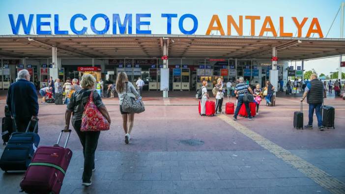 Antalya Turizminde 3 Yılda Rekor Artış: En Çok O Ülkelerden Geldiler