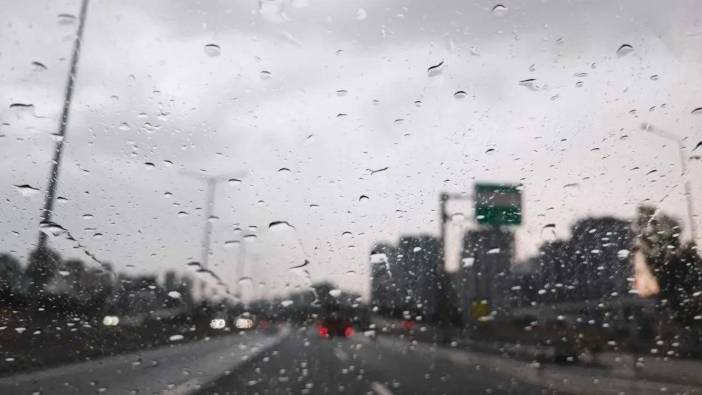 Adana’da Kuvvetli Yağış Gün Boyu Sürecek: Meteoroloji Uyardı!