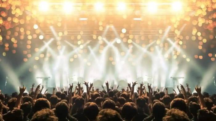 2026'yı Uğurlarken Ünlü Yağmuru: KKTC'yi Antalya'daki Oteller Takip Ediyor!