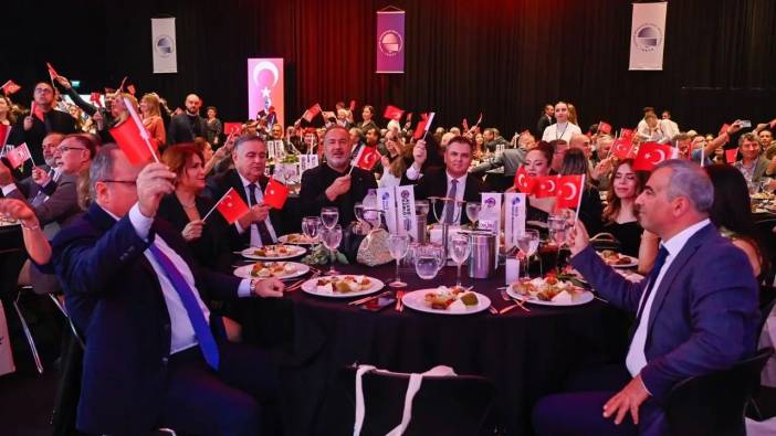 EMO Antalya’da Geleneksel Gala Coşkusu: Meslekte Onur Yılı Plaketleri Sahiplerini Buldu