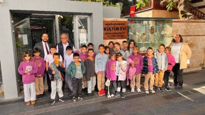 Kemer’de Kültür Yolculuğu: Öğrencilerin İlgi Odağı Oldu!