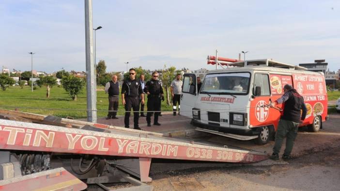 Kepez’de Kapsamlı Gıda ve İşgal Denetimi: Kaldırımları İşgal Edenlere Yaptırım Uygulandı!