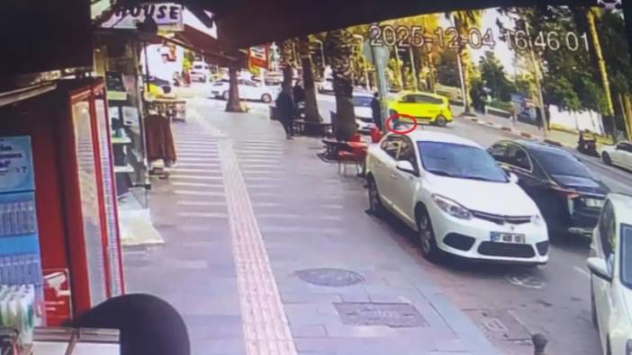 Taksi ile Motosiklet Çarpıştı! Motosiklet Sürücüsü Metrelerce Sürüklendi