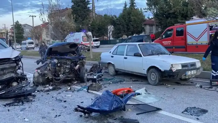 Burdur'da Yaşanan Zincirleme Kazanın Güvenlik Kamerası Kayıtları Ortaya Çıktı!