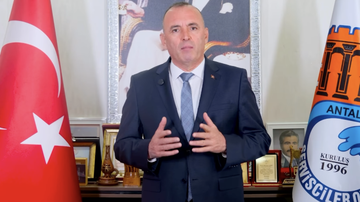 Süleyman Şahin Yeniden Adaylığını Açıkladı: “12 Yıldır Omuz Omuza Çalışıyoruz”