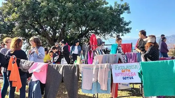 Antalya’da Para Geçmeyen Şenlik: Eskiyi Getir, Yeniyi Götür!