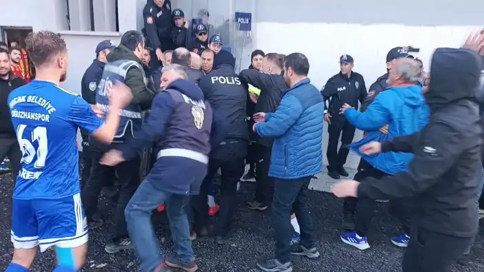 Burdur'da BAL Karşılaşmasında Gerginlik! Polis Müdahale Etti