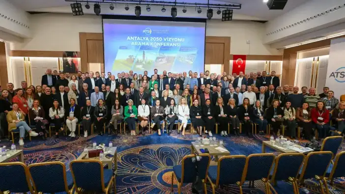 Kentin Geleceği Masaya Yatırıldı: Antalya 25 Yılda Nereye Gidiyor?