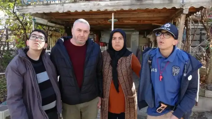 Isparta’da Engelli Çocukları İçin Ev Hayali Yıkıldı: Baba İsyan Etti!