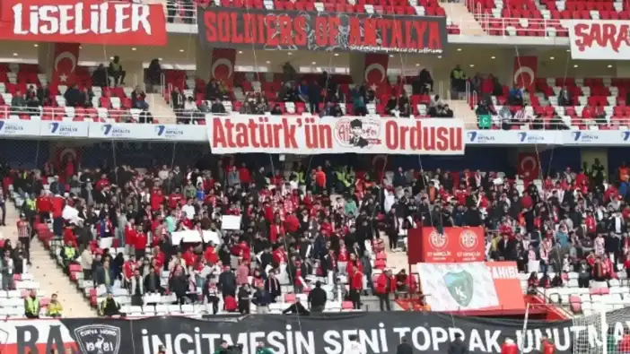 Bursaspor Taraftarına Destek Antalyaspor Taraftarı 07 Gençlik'ten Geldi