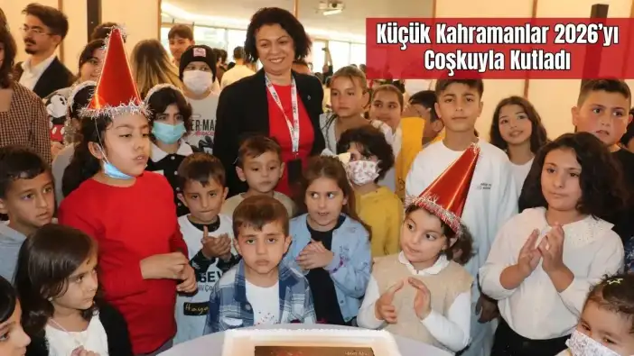 Antalya LÖSEV’den Çocuklara Umut Dolu Yılbaşı Partisi