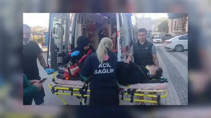 Manavgat'ta Dönüş Yapan Otomobile Motosiklet Çarptı! Motosiklet Sürücüsüne Ceza Yağdı