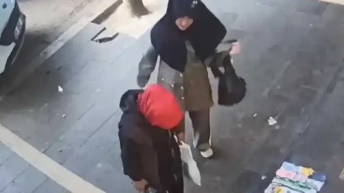 Adana’da 5 Ayrı Eve Girdiler: 700 Bin TL’lik Soygun Kamerada!