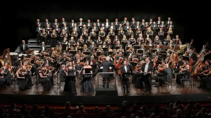 Antalya Devlet Senfoni Orkestrası Yeni Yıl Sürprizi