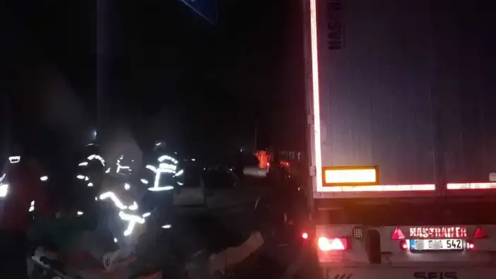 Burdur–Fethiye Yolunda Korkunç Kaza! 3 Kişi Yaralandı