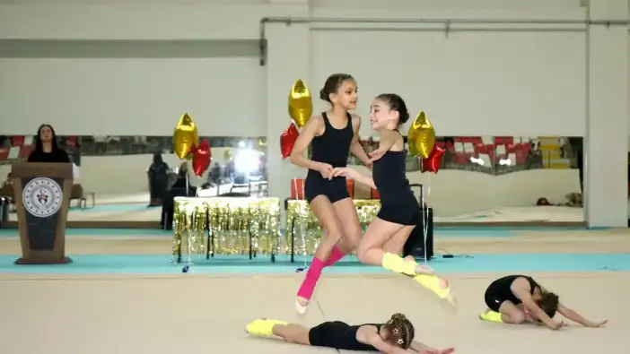 Antalyaspor Cimnastik Takımı 2025’e Alkışlarla Veda Etti