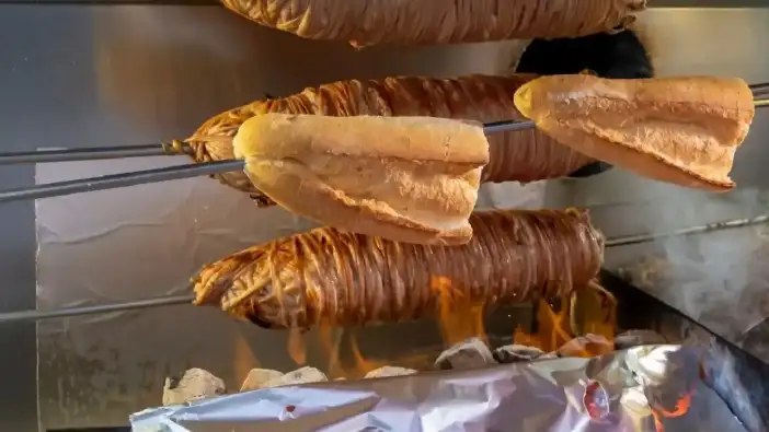 Antalya’da Gece Açık Kokoreççiler! En Popüler Mekanlar!